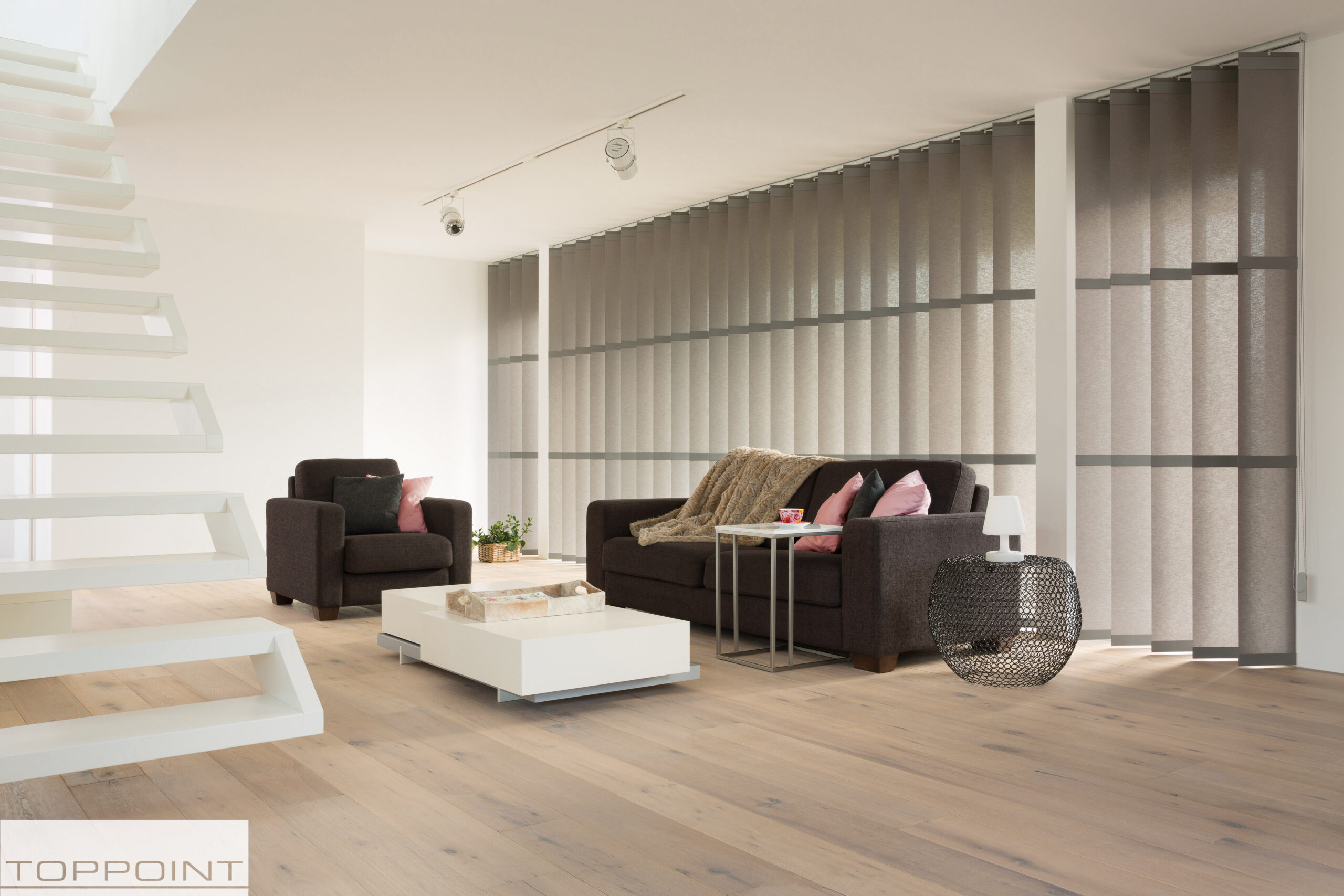 VLEUGELVLOEREN_TOPPOINT_RAAMDECORATIE_LAMELLEN_SFEER